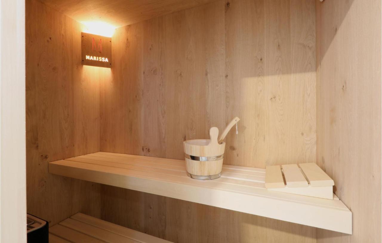 Lovely Home In Lembruch-Duemmer See With Sauna Extérieur photo